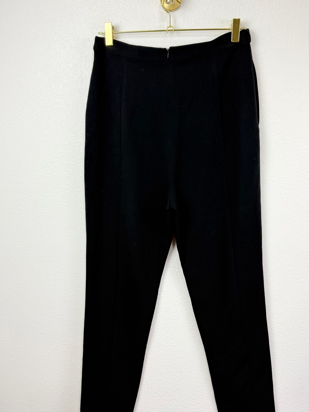 Black Halo NWT Black Slim Cropped Ankle Pants Size 8 - Picture 4 of 12